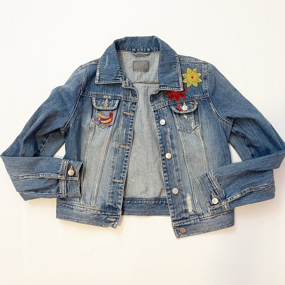 C Pink embroidered denim jacket cropped size L - Picture 1 of 4